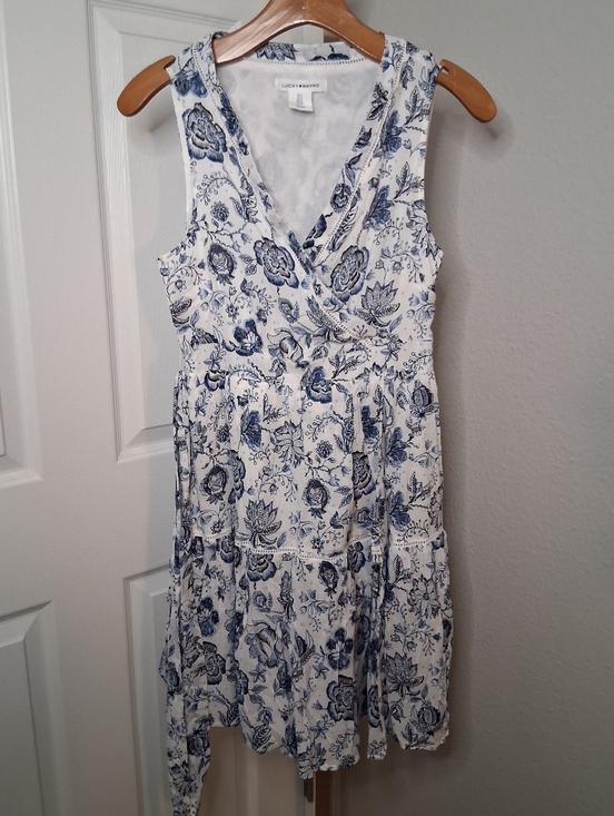 Lucky Brand Dresses & Skirts - Lucky Brand Size Small Blue And White Patterned Dress Size 2
